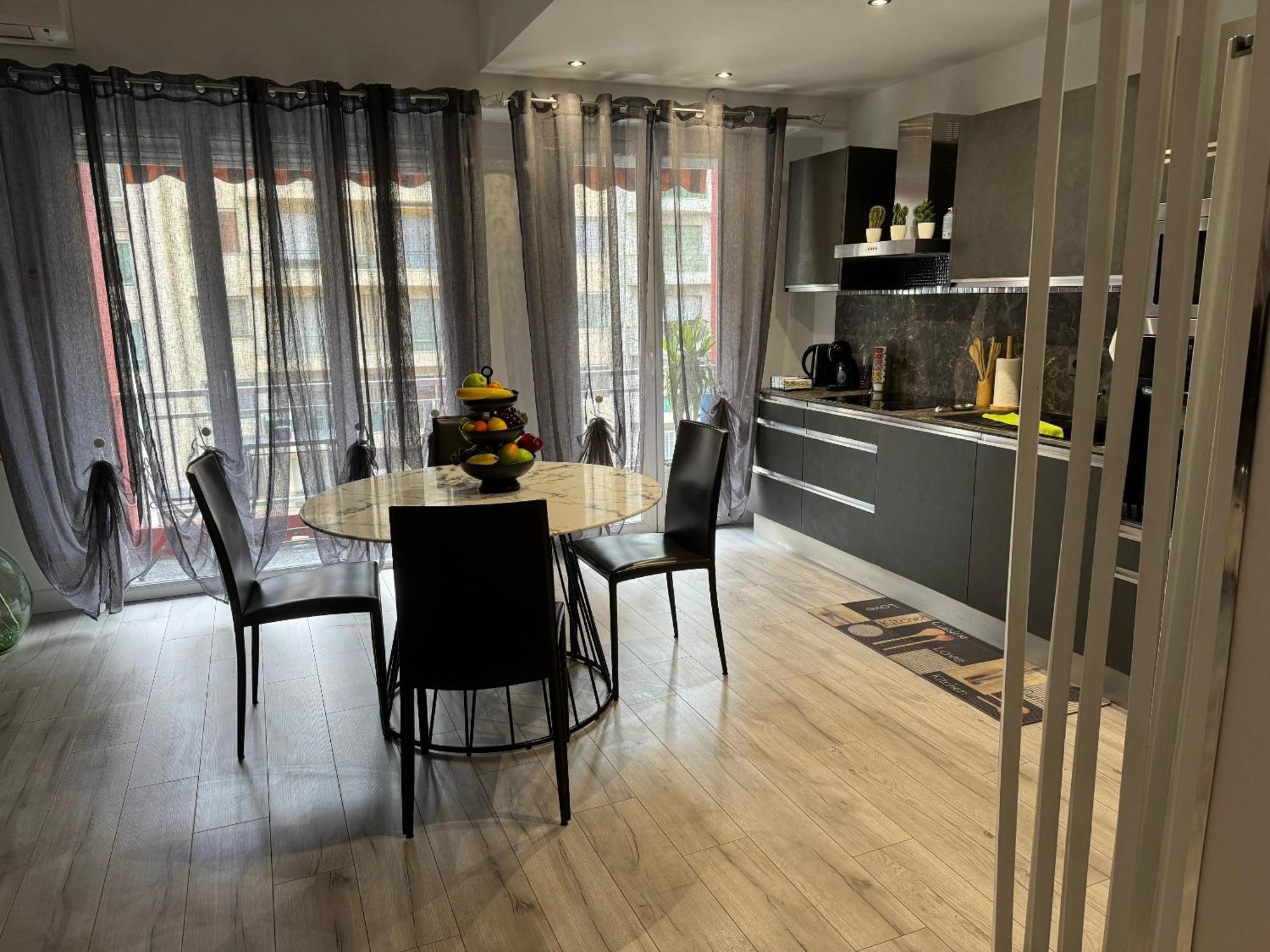 Gorgeous 2 Bedrooms Holiday Apartement Nizza Exterior foto
