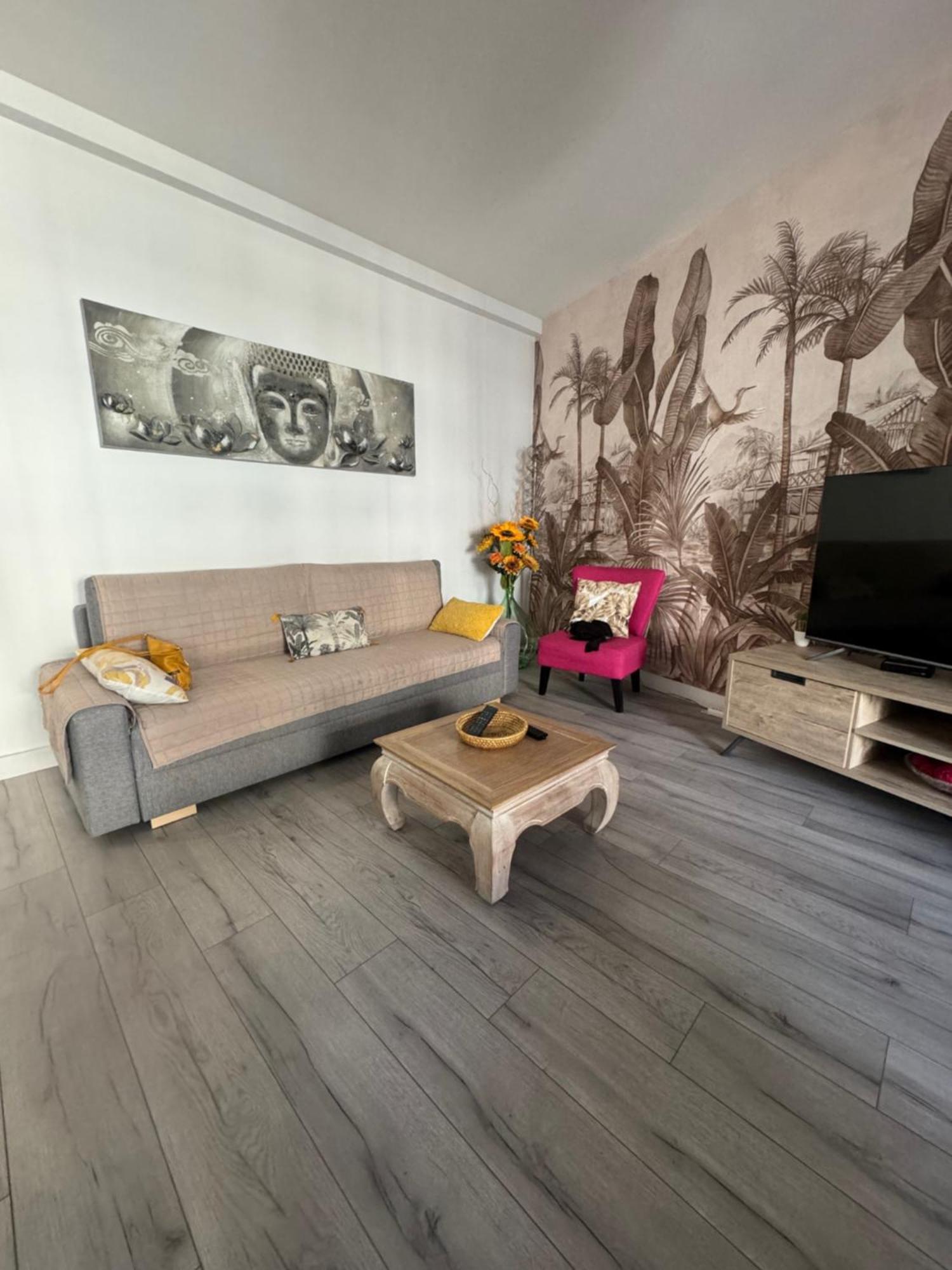 Gorgeous 2 Bedrooms Holiday Apartement Nizza Exterior foto