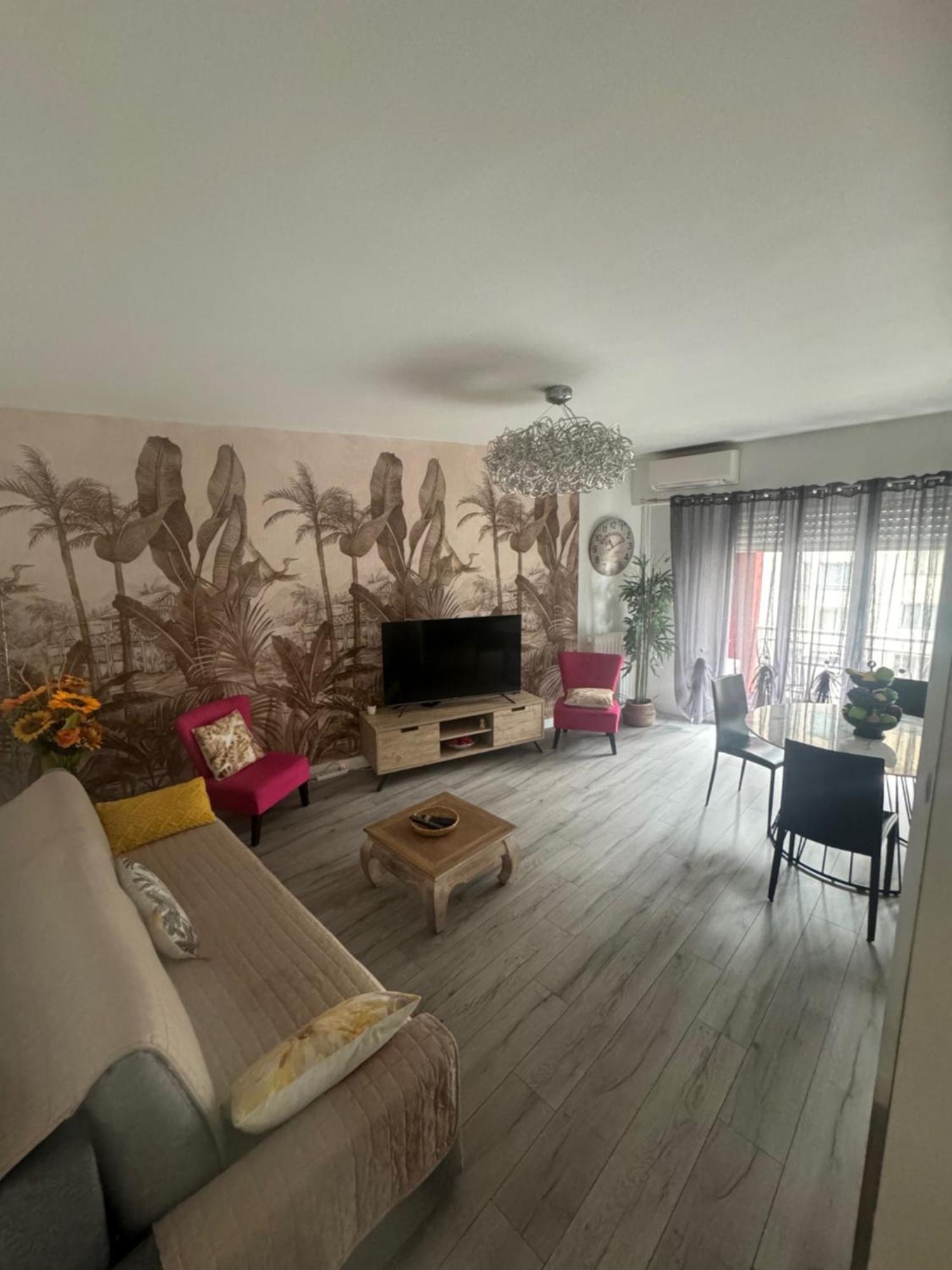Gorgeous 2 Bedrooms Holiday Apartement Nizza Exterior foto