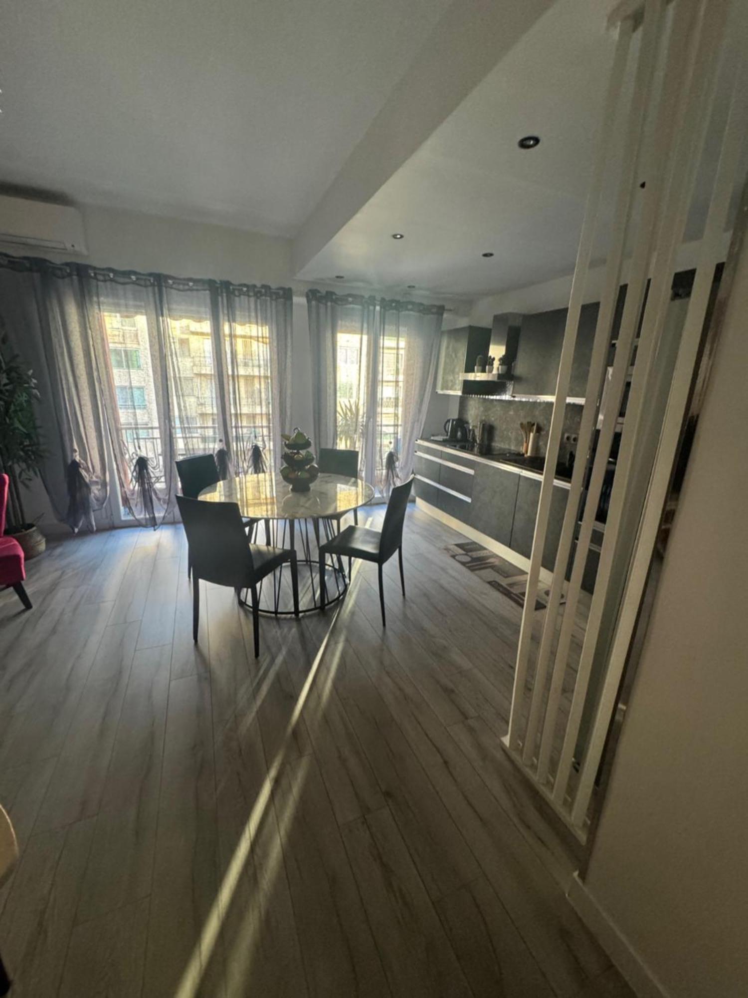 Gorgeous 2 Bedrooms Holiday Apartement Nizza Exterior foto